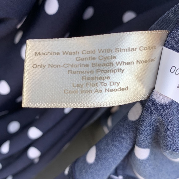 Boston Pepper Dresses with matching belt Size XS Navy with white polka dots. - Picture 7 of 7